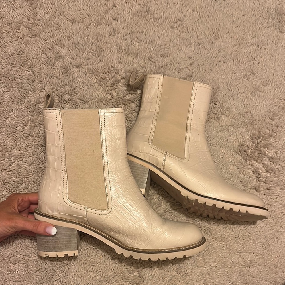 Seychelles Cream Ankle Booties with Chunky Sole